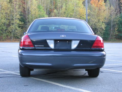 2001 Ford Crown Victoria