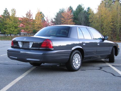 2001 Ford Crown Victoria