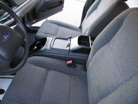 2001 Ford Crown Victoria