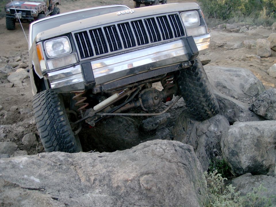 Goldielock's broken Jeep Cherokee