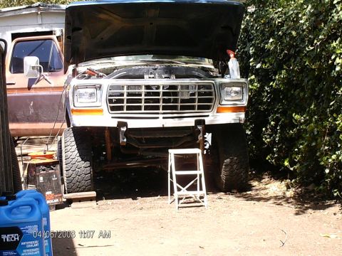 1979 Ford Bronco - dont laugh at my step stool lol