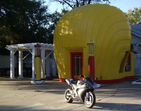 2004 Yamaha R1 photo