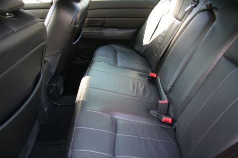 2007 Ford Crown Victoria photo