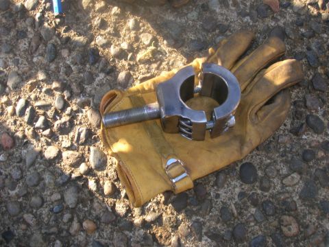 1996 Ford Bronco - First mounting option. Ended up hitting the trackbar at full stuff while turning.