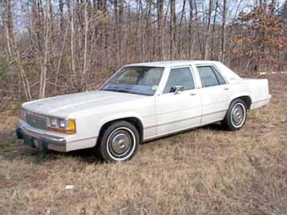 1989 Ford Crown Victoria LTD “The 'Vic”