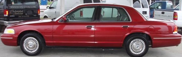 2000 Ford Crown Victoria