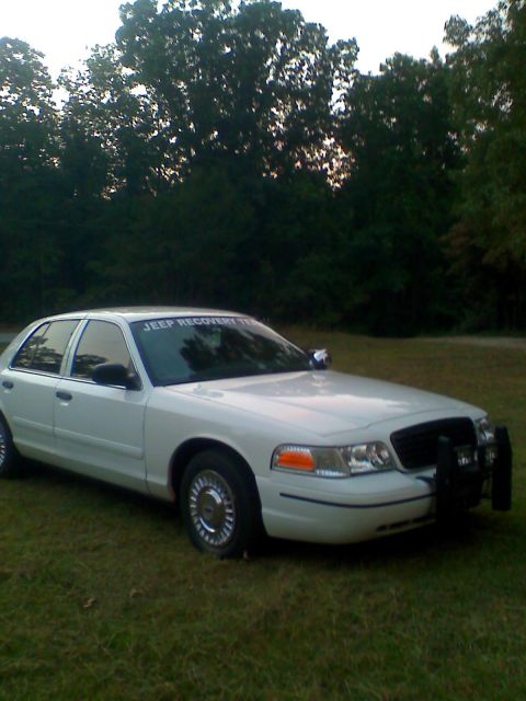 1999 Ford Crown Victoria photo