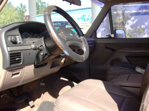 1992 Ford Bronco photo