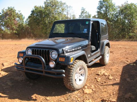 1993 Ford Bronco - Heepy. Tossed the doors and I'm about to air down.