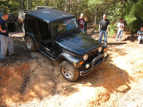 1993 Ford Bronco - why do the pics always look flat?