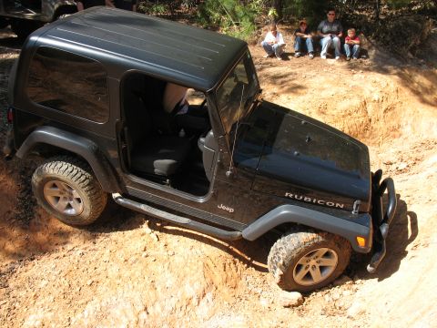 1993 Ford Bronco - scooting around looking for a better position