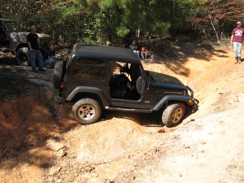 1993 Ford Bronco - walking on now