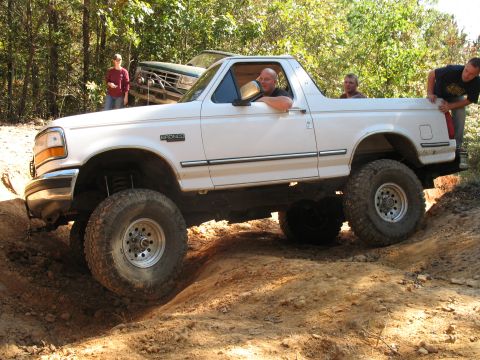 1993 Ford Bronco - All of us spent a lot of time on three wheels this trip
