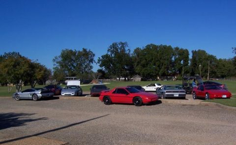 1988 Pontiac Fiero photo