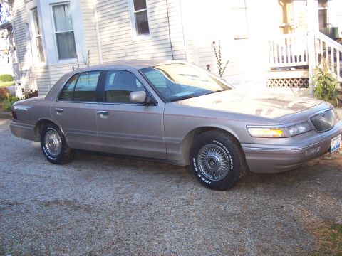 1997 Mercury Grand Marquis photo