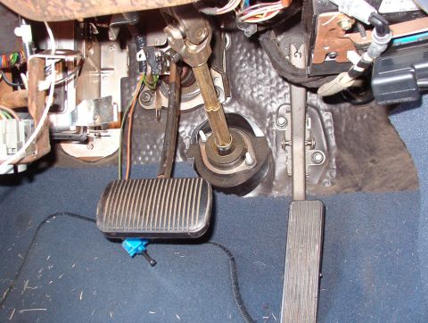 1998 Mercury Grand Marquis - There's nothing wrong with these - they're just not adjustable, and Mom needs it. ;-) The BOO is still attatched to the L side of the brake…
