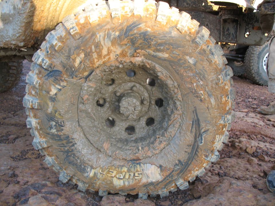 really cool pic I took of Jack's Bogger after he made the ledge...wish I could have gotten some pics of him on it, but I needed to move my Jeep outta the way first...