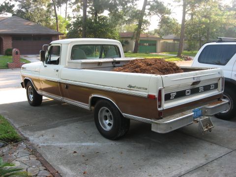 Ford F-100