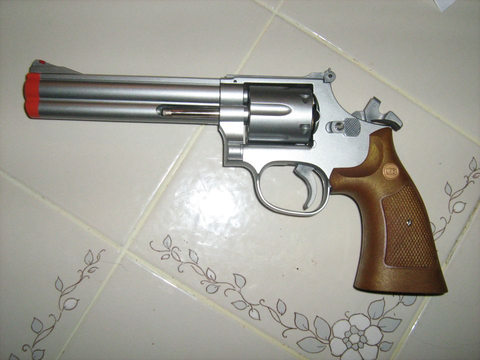 6" Barrel Revolver
Airsoft