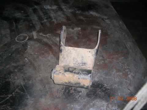 1985 Ford Bronco - old shackle drivers side