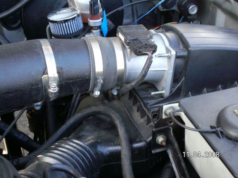 1996 Ford Bronco - Other end attaches to Mass Air Flow sensor with same type hose.