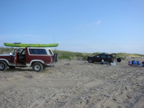 1984 Ford Bronco - PINS camp first night around MM13.