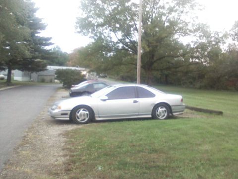 1992 Ford Thunderbird photo