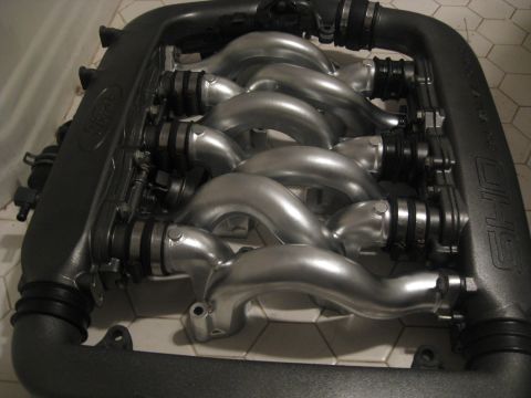 1993 Ford Taurus - This is a Ford SHO intake manifold, not a complete vehicle.