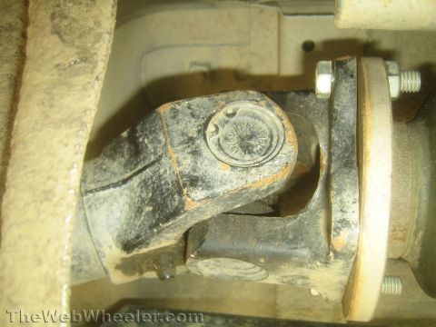 1987 Suzuki Samurai - Close-up of a driveshaft u-joint, showing the Koyo Japan 6181 marking.