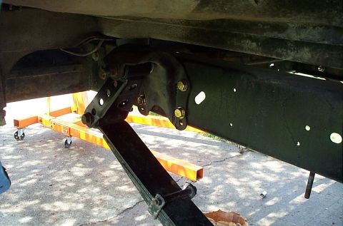 1978 Ford Bronco - Shackle flip done. All in all I gained 2.75 inches lift in the rear. coming to a total of 6.75" without using any rear blocks.