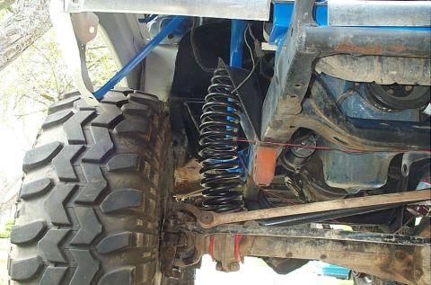 1978 Ford Bronco - New front coils are a little bowed. They are 6 inch coils from Jeff's, These suckers are very soft. Hopefully they will flex like mad!