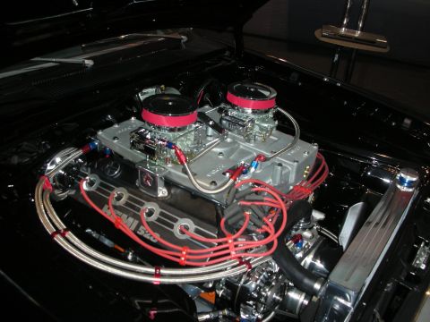 1998 Ford Crown Victoria - Custom V8 engine with dual carburetors and "HEMI 520" marking on the valve cover.