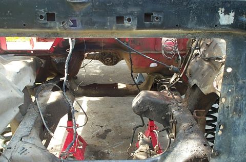 1978 Ford Bronco - Tranny and Transfer case are all out now.