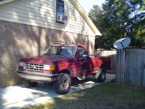 1993 Ford Bronco - 1988 F-150 198000 Miles Rebuilt 302 engine @ 188k Rebuilt suspension, added 4" lift from Ruff Country. Changed front end to be like a 90, s…