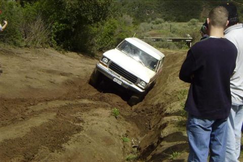 1978 Ford Bronco - Going down in some muddy ruts at Hollister Hills