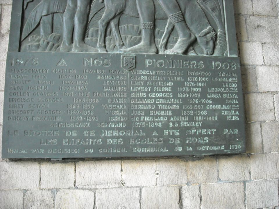 Bronze memorial relief plaque listing pioneer names, 1876-1908
