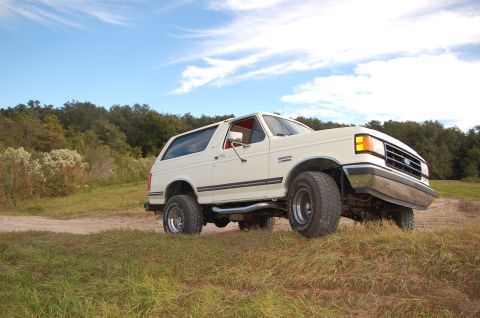 1988 Ford Bronco - Wheelin' 4