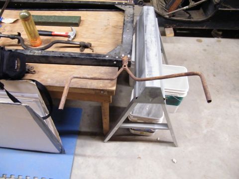 1909 Ford Model T - 1909 wide track rear fender butterfly iron
