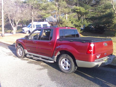 2001 Ford Explorer photo
