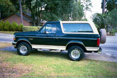 1992 Ford Bronco photo