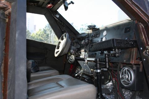 1998 Ford Crown Victoria - Custom interior of a vehicle, a unique dashboard and modified seating arrangement.