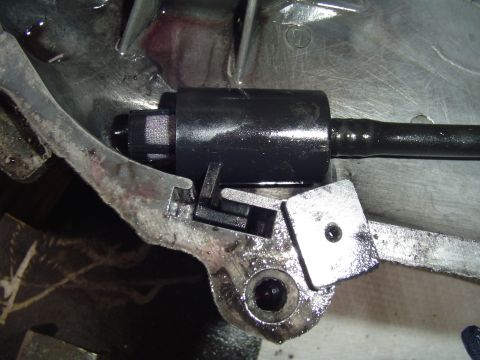 1993 Ford Bronco - filter and magnet