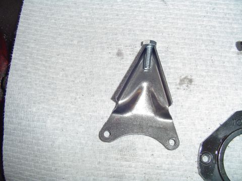 1993 Ford Bronco - pump wing with bolt