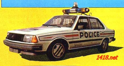 1991 Ford Crown Victoria - This police car features a light bar and 'POLICE' text on its side.