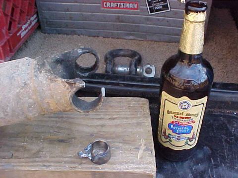 1975 Chevrolet Blazer - broken rear drive shaft