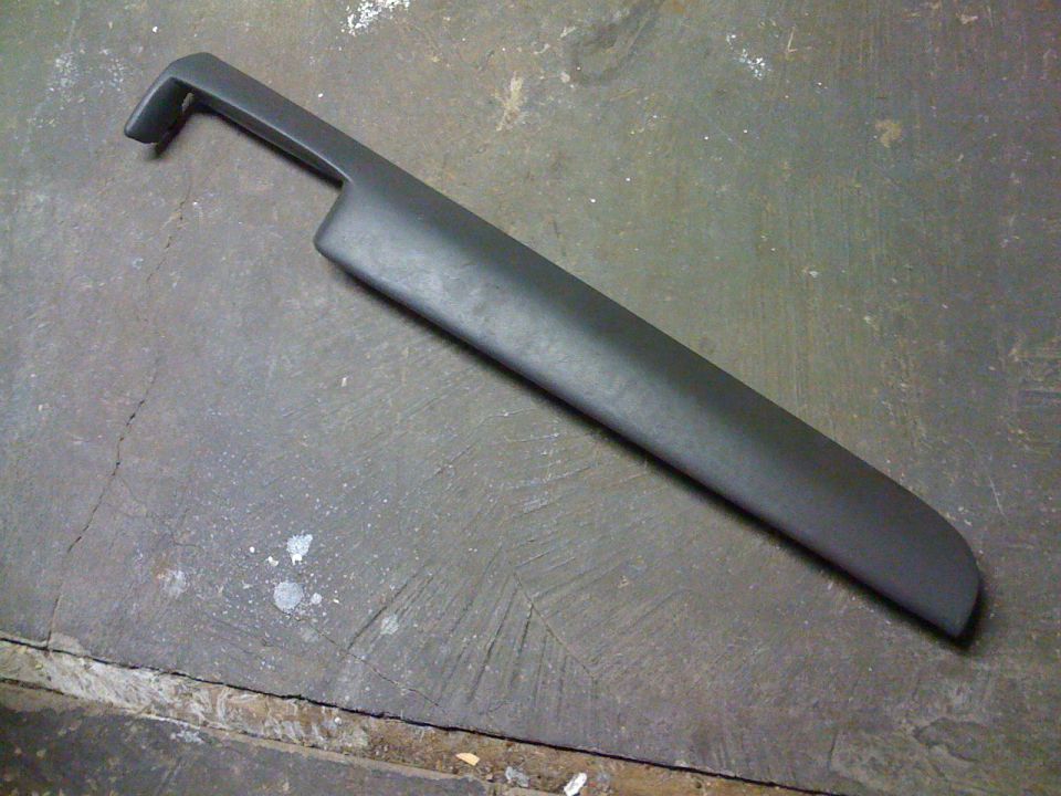 92/96 Opal (Dark Gray) Dash Pad