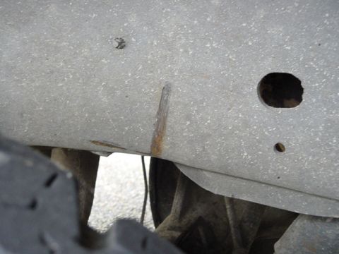 1987 Ford Bronco - this is what happens when you have the U-bolt plate from the axle swap put on sideways