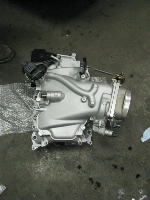 2003 Mercury Marauder - Ported and polished upper and lower intakes.