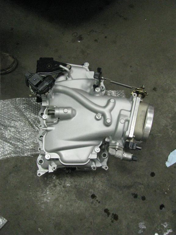 Ported and polished upper and lower intakes.