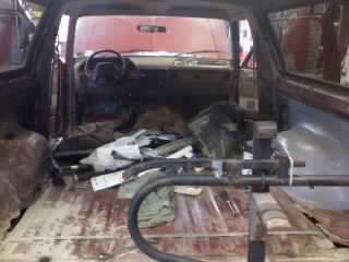 1988 Ford Bronco - decaprting and rear support repair